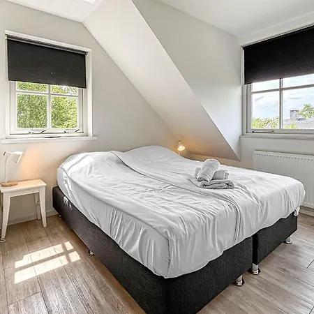 5 Bedroom Gorgeous In *
